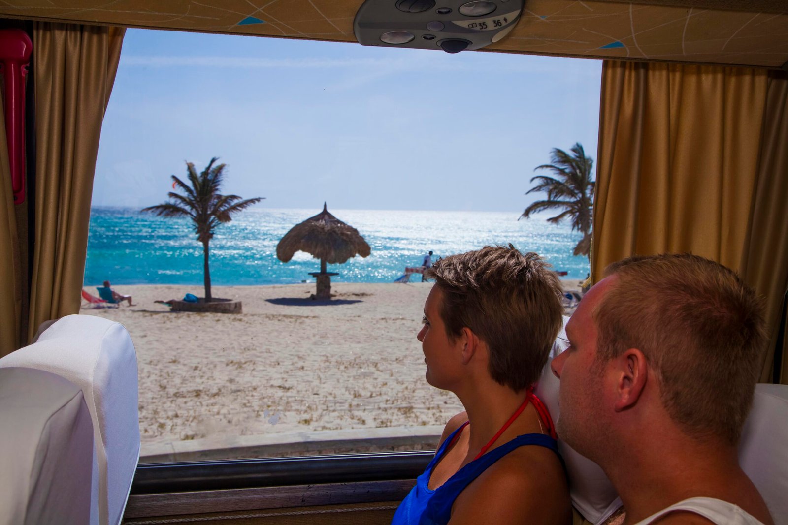 Best of Aruba by Bus