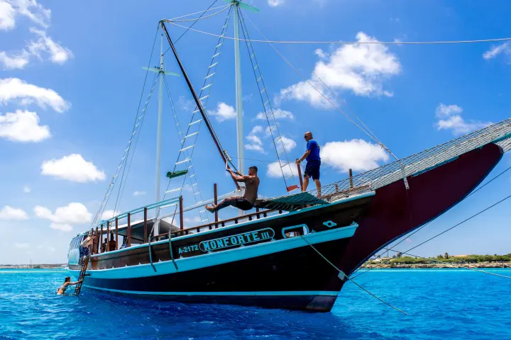 Luxury Lagoon Cruise
