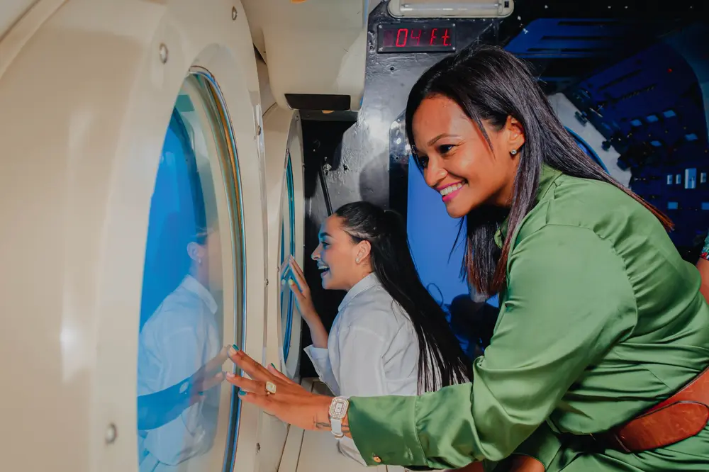 Atlantis Submarines Expedition